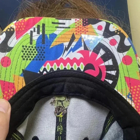 Vibrant Denim Cap with Colorful Patterned Brim - Picture 6 of 7